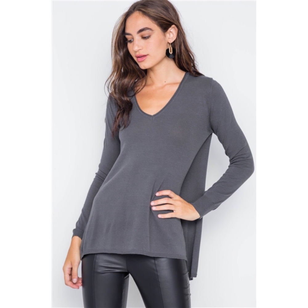 CHARCOAL KNIT V-NECK CASUAL SOLID LS SWEATER